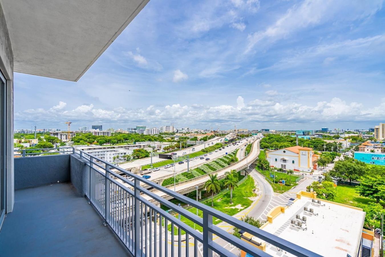 Urban Escape 3 Bed Unit Near Brickell And Wynwood Apartment Miami Bagian luar foto