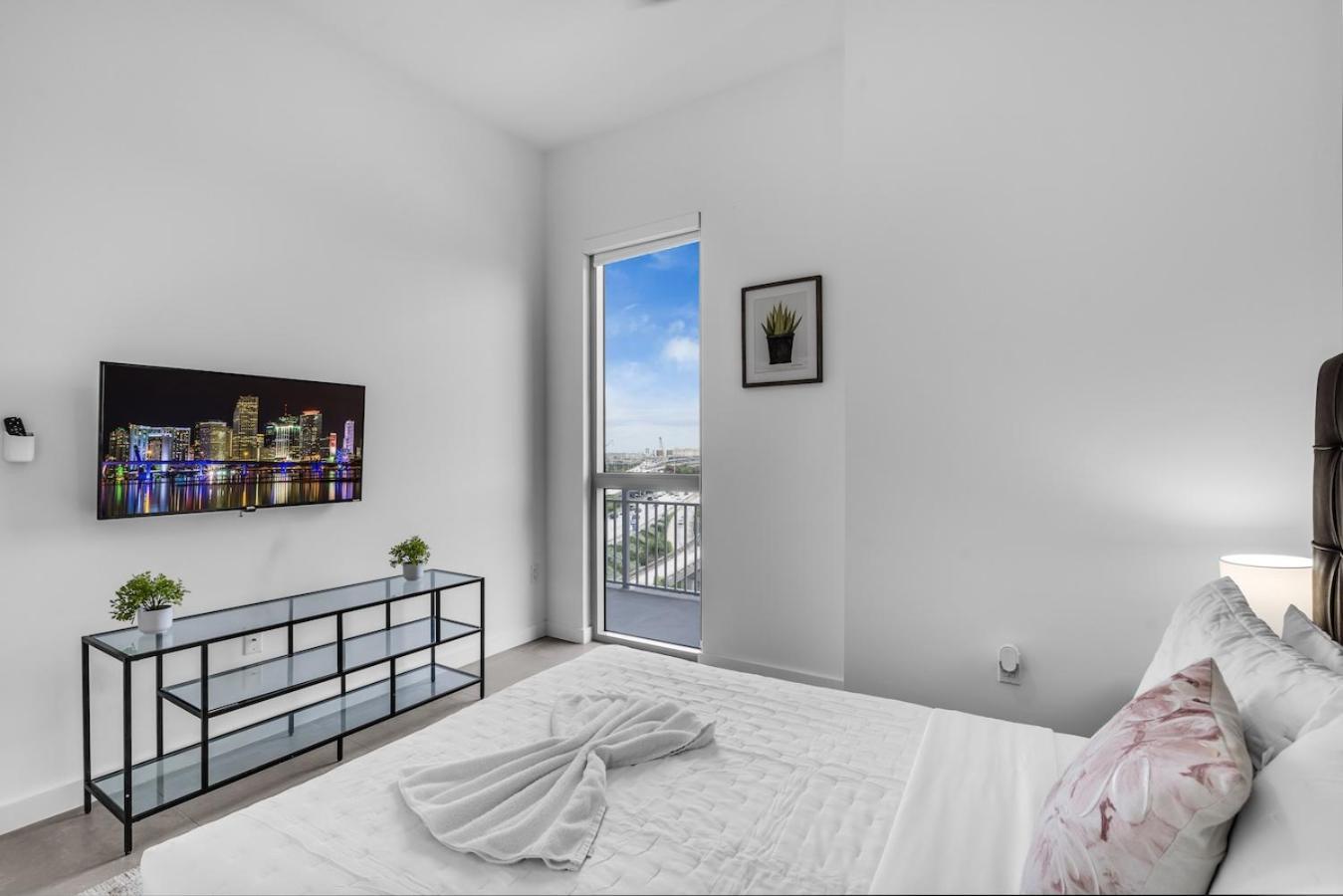Urban Escape 3 Bed Unit Near Brickell And Wynwood Apartment Miami Bagian luar foto
